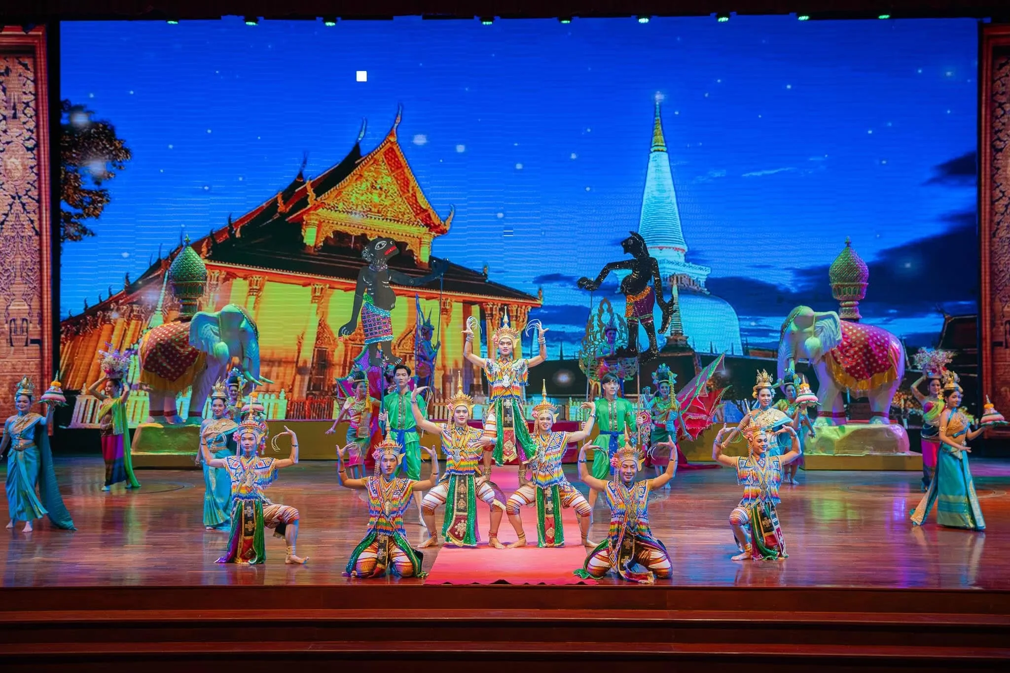 Thai Cultural Performances