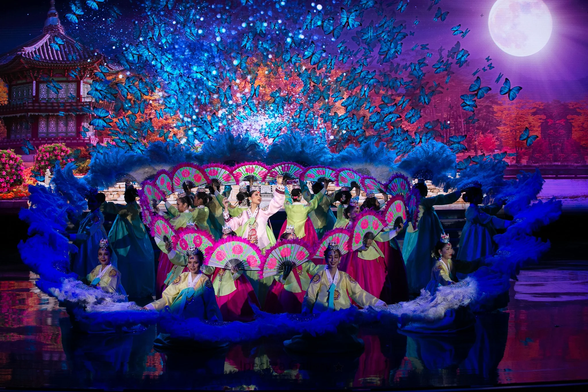 Colosseum Show pattaya theatre